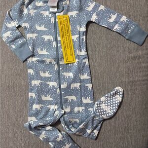 Hanna Andersson Blue and White Polar Bear Zipper Footie Pajama
